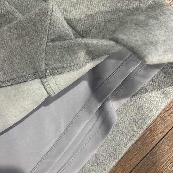 NWT White House black market boot skirt gray size 4 - Picture 7 of 8